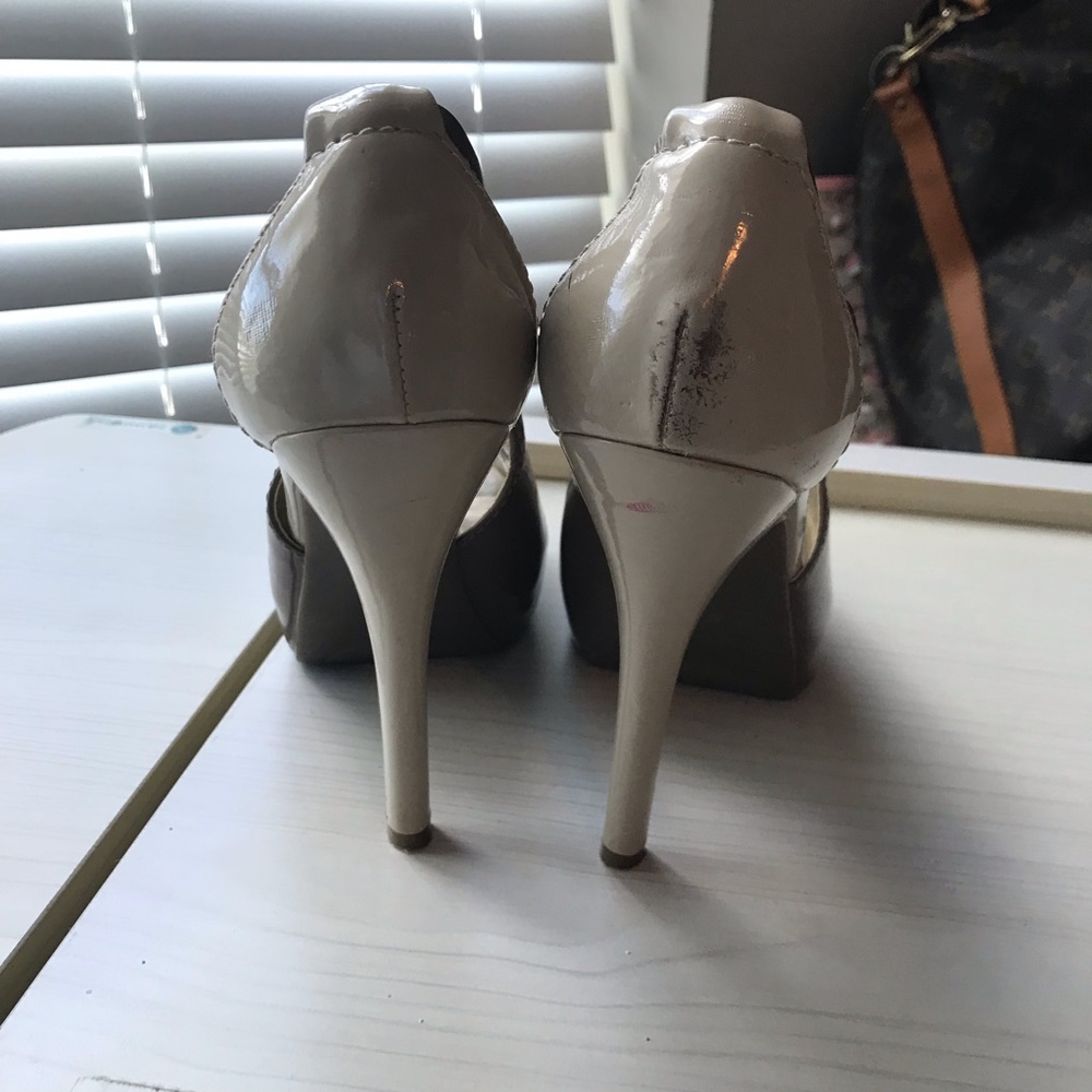 Nude Heels - Picture 3 of 5